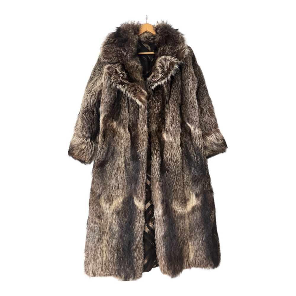 Luxurious Faux Fur Coat - Picture 1 of 1